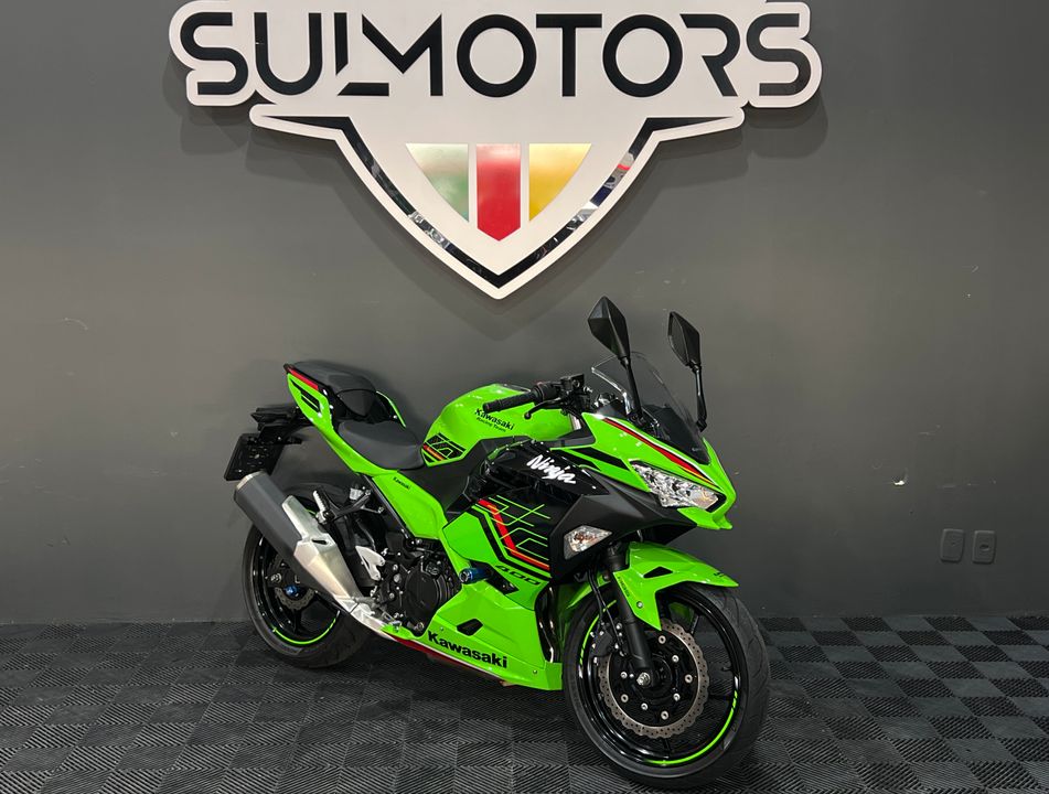KAWASAKI NINJA 400