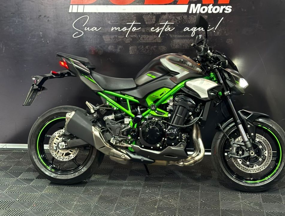 KAWASAKI Z 900