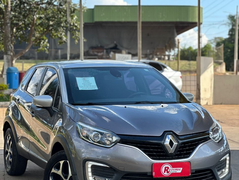 Renault CAPTUR Intense Bose 1.6 16V Flex 5p Aut.