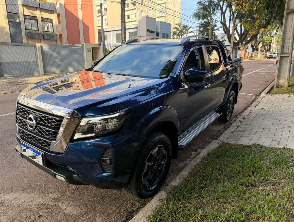 Nissan Frontier XE CD 4x4 2.3 Bi-TB Diesel Aut.