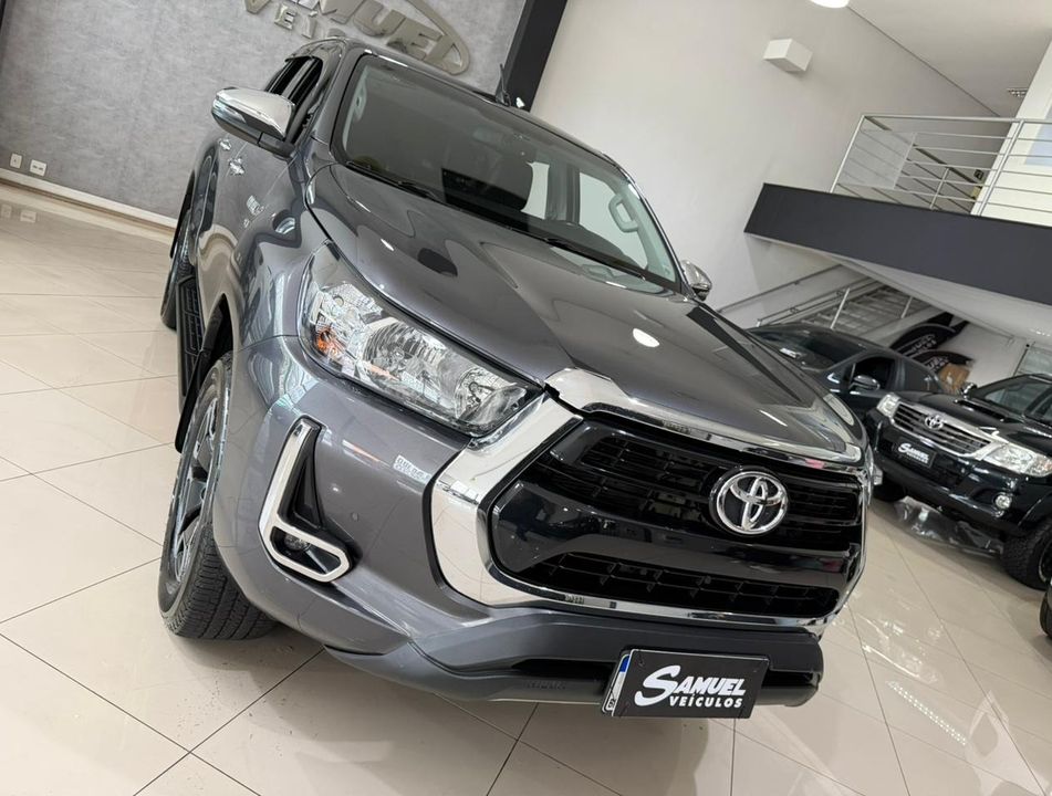 Toyota Hilux CD SRV 4x2 2.7 Flex 16V Aut.