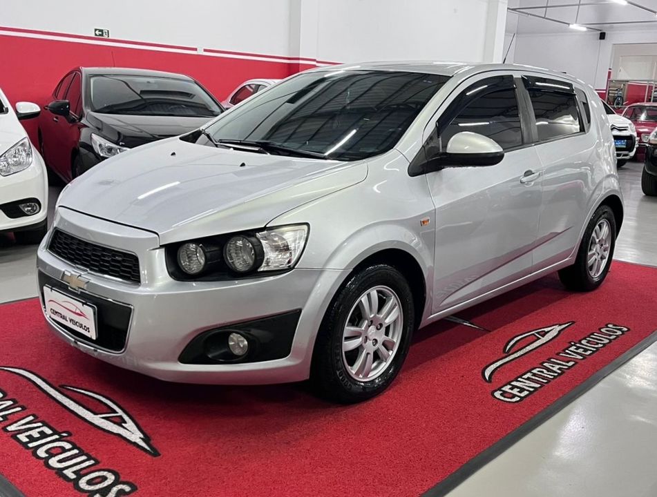Chevrolet SONIC HB LT 1.6 16V FlexPower 5p Mec.