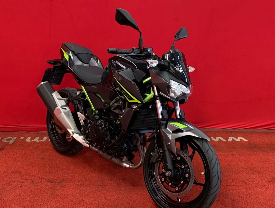 KAWASAKI Z 400