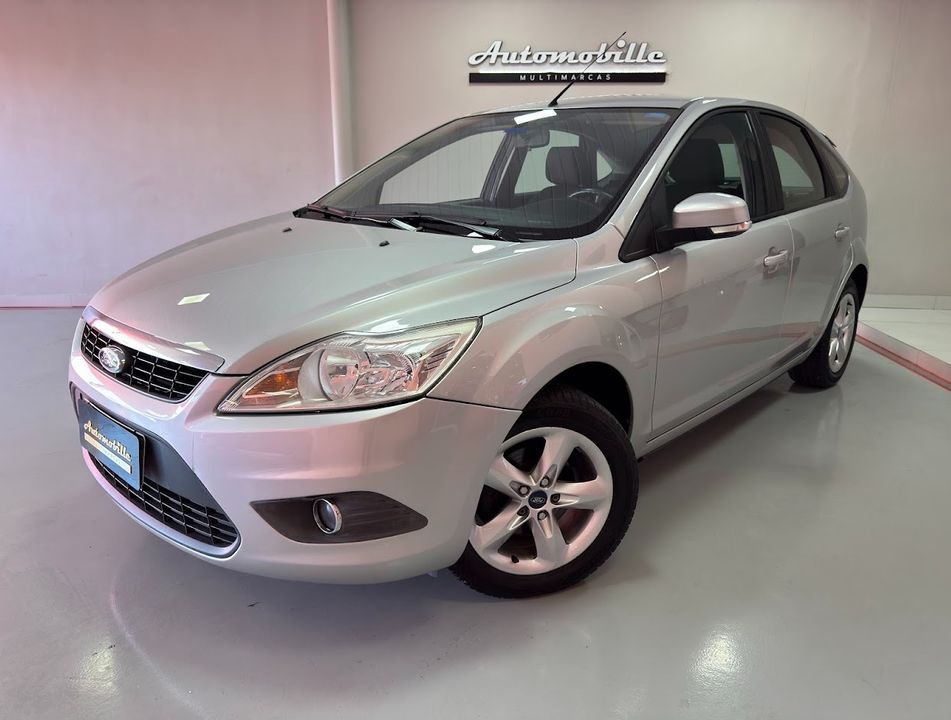 Ford Focus 1.6 S/SE/SE Plus Flex 8V/16V  5p