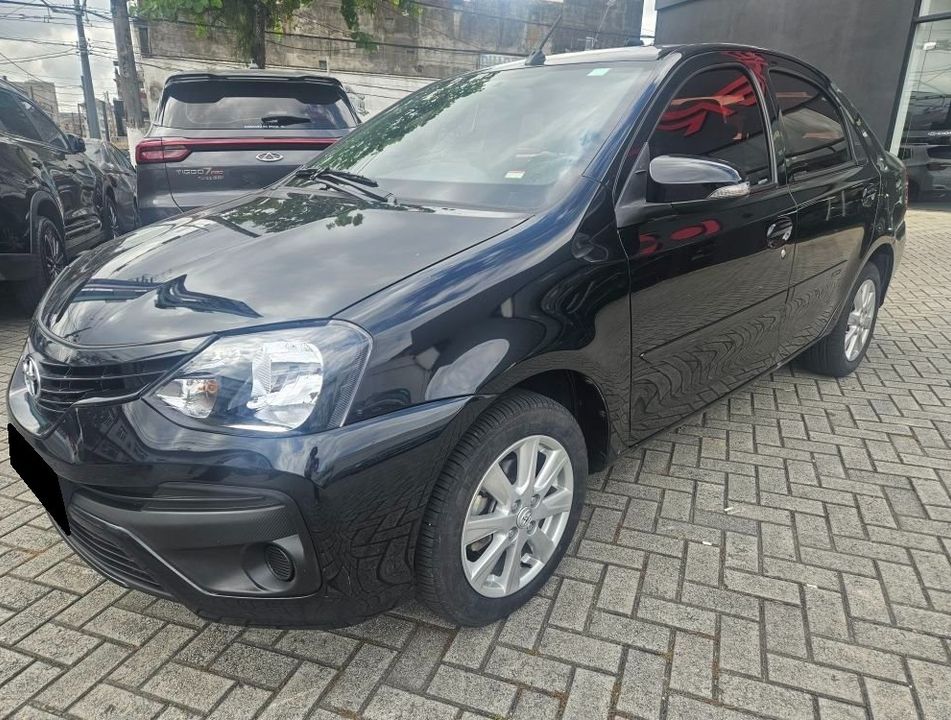 Toyota ETIOS X Plus Sedan 1.5 Flex 16V 4p Aut.
