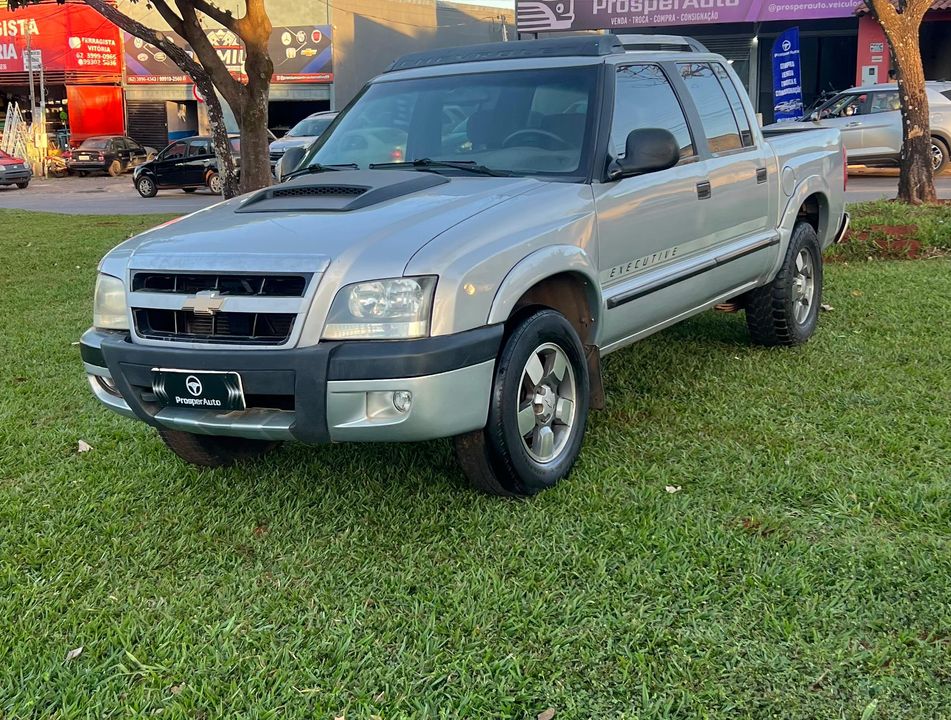 Chevrolet S10 Pick-Up 2.4 MPFI 8v 128cv CD 4p