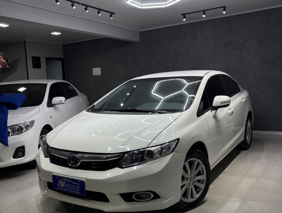 Honda Civic Sedan LXR 2.0 Flexone 16V Aut. 4p