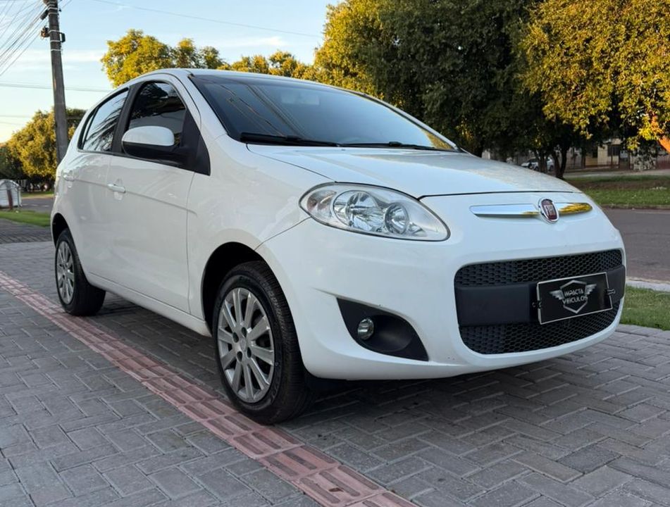 Fiat Palio ESSENCE 1.6 Flex 16V 5p