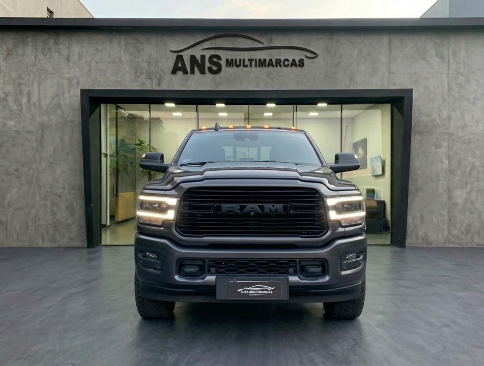 RAM 2500 LARAM. 6.7 NIGHT ED. TB CD 4x4 Die.
