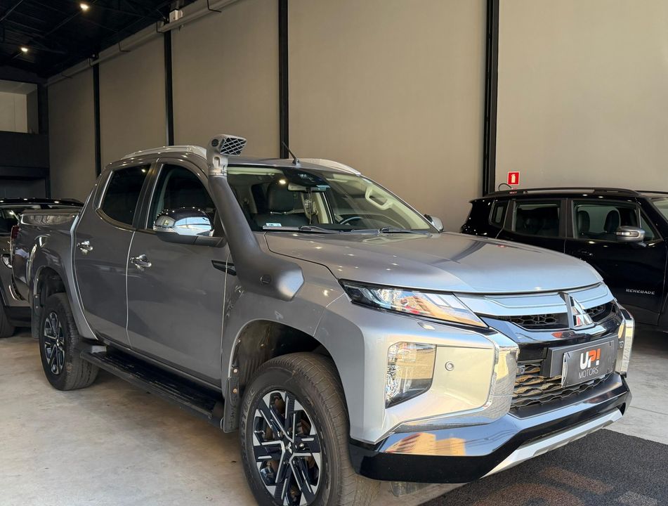 Mitsubishi L200 Triton Sport HPE-S 2.4 CD Dies. Aut