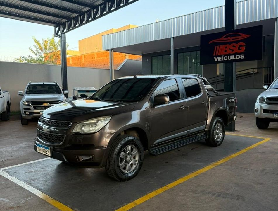 Chevrolet S10 Pick-Up LT 2.8 TDI 4x4 CD Diesel