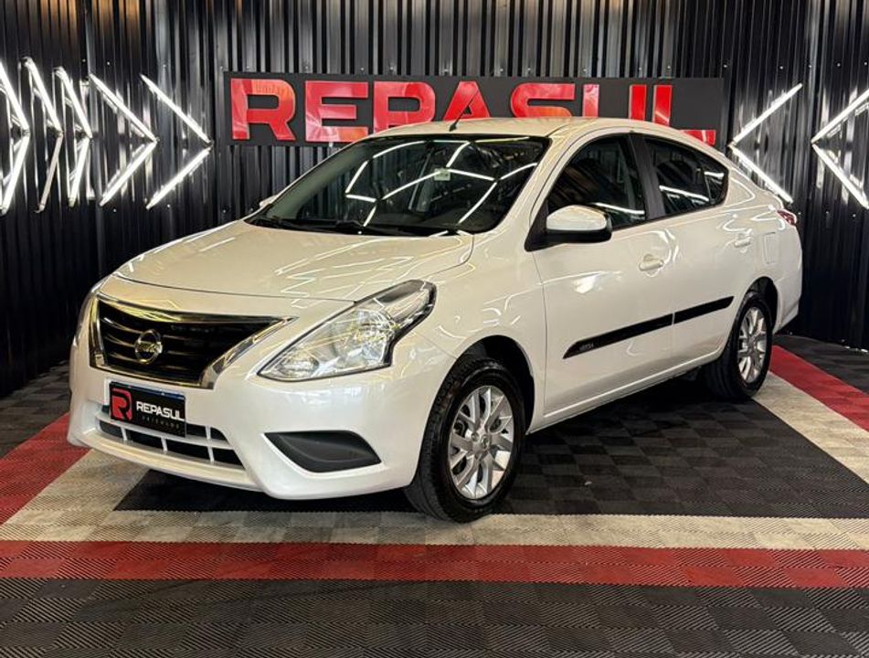 Nissan VERSA S 1.0 12V FlexStart 4p Mec.