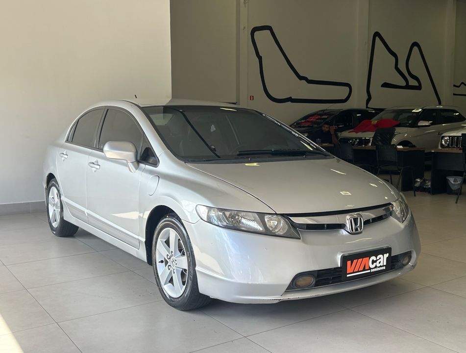 Honda Civic Sedan LXS 1.8/1.8 Flex 16V Aut. 4p