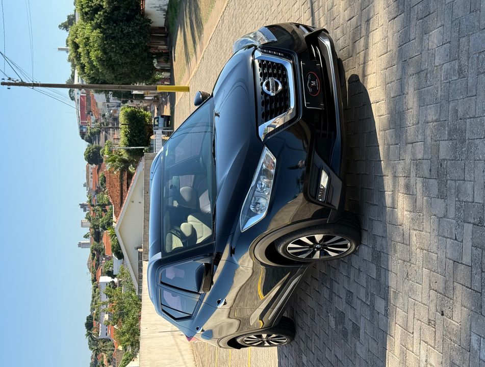 Nissan KICKS SL 1.6 16V FlexStar 5p Aut.