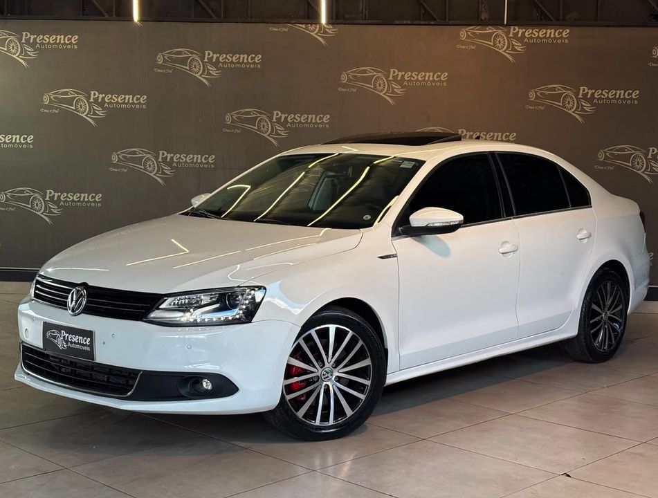 VolksWagen JETTA Highline 2.0 TSI 16V 4p Tiptronic
