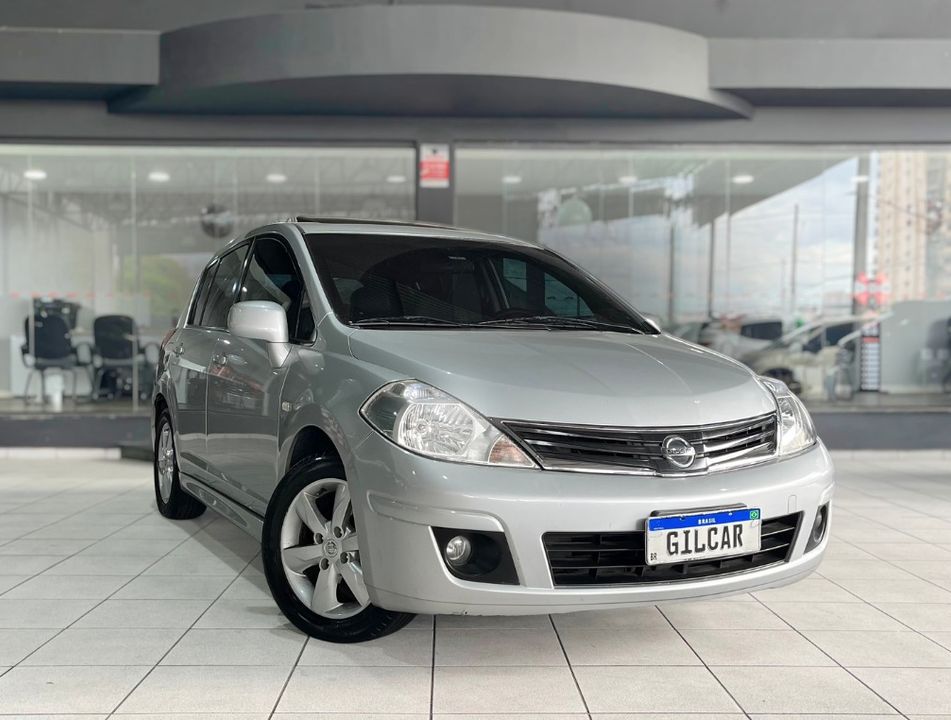 Nissan TIIDA SL 1.8/1.8 Flex 16V Aut.