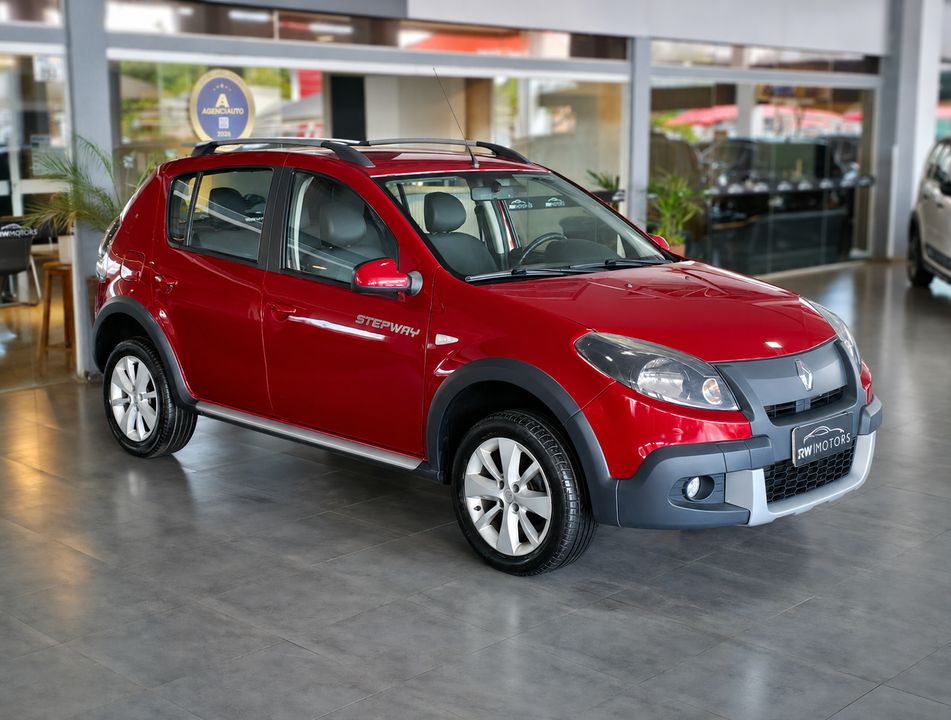 Renault SANDERO STEPWAY Hi-Flex 1.6 16V 5p Aut.