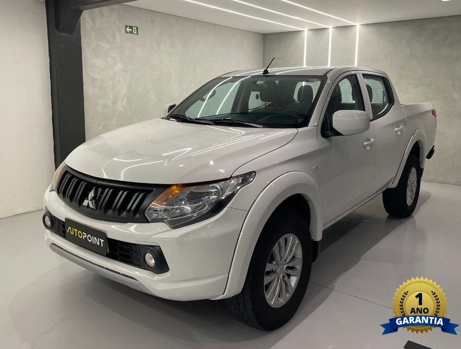 Mitsubishi L200 Tri. Outd. GLX 2.4 CD 4x4 Die. Mec.