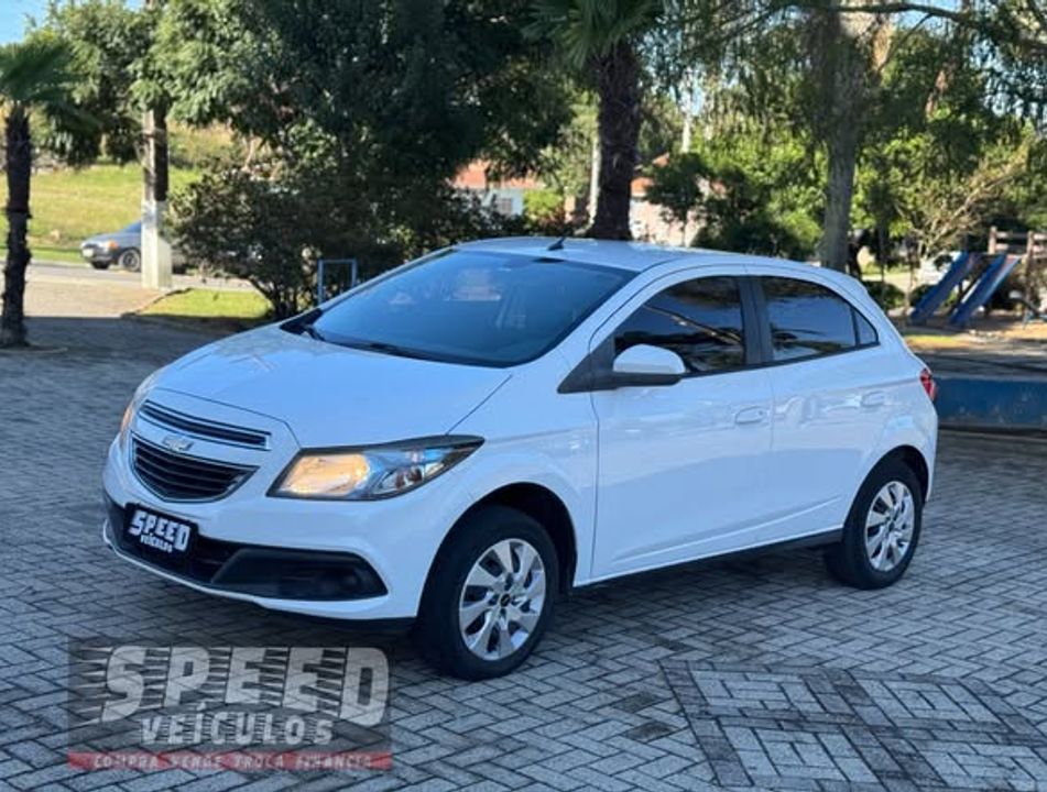 Chevrolet ONIX HATCH LT 1.4 8V FlexPower 5p Mec.