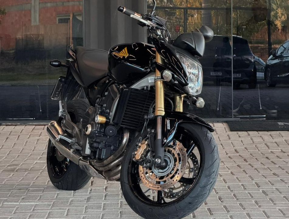 HONDA CB 600F HORNET