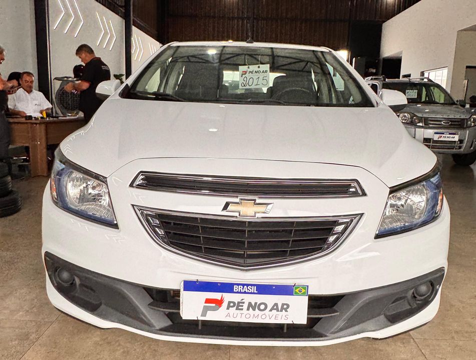 Chevrolet ONIX HATCH LT 1.4 8V FlexPower 5p Mec.
