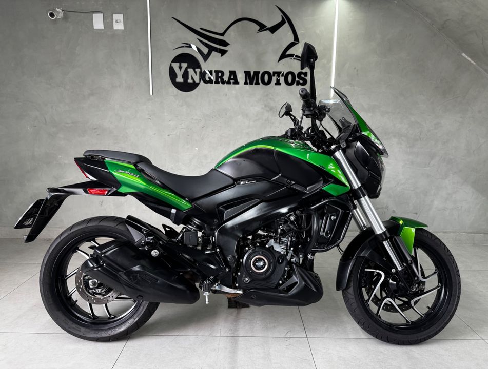 BAJAJ DOMINAR 400 