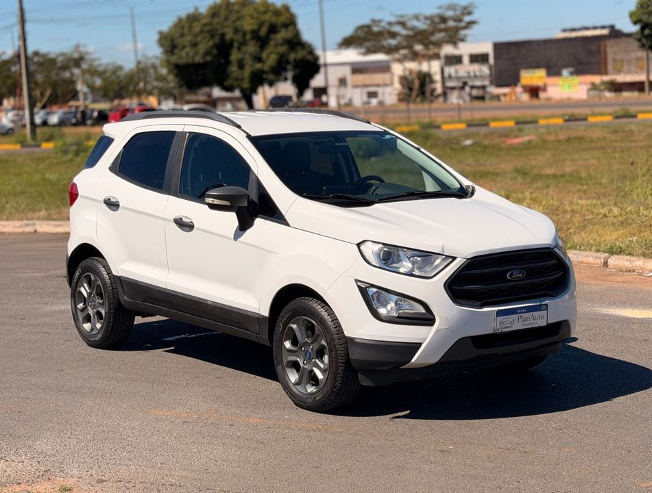 Ford EcoSport FREESTYLE 1.5 12V Flex 5p Mec.