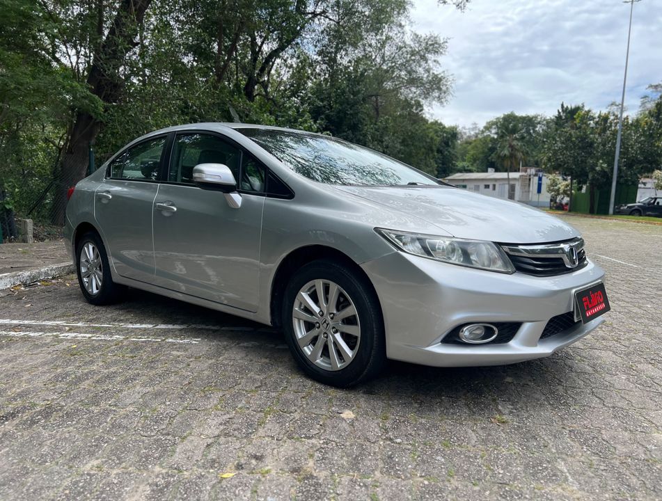 Honda Civic Sedan LXR 2.0 Flexone 16V Aut. 4p