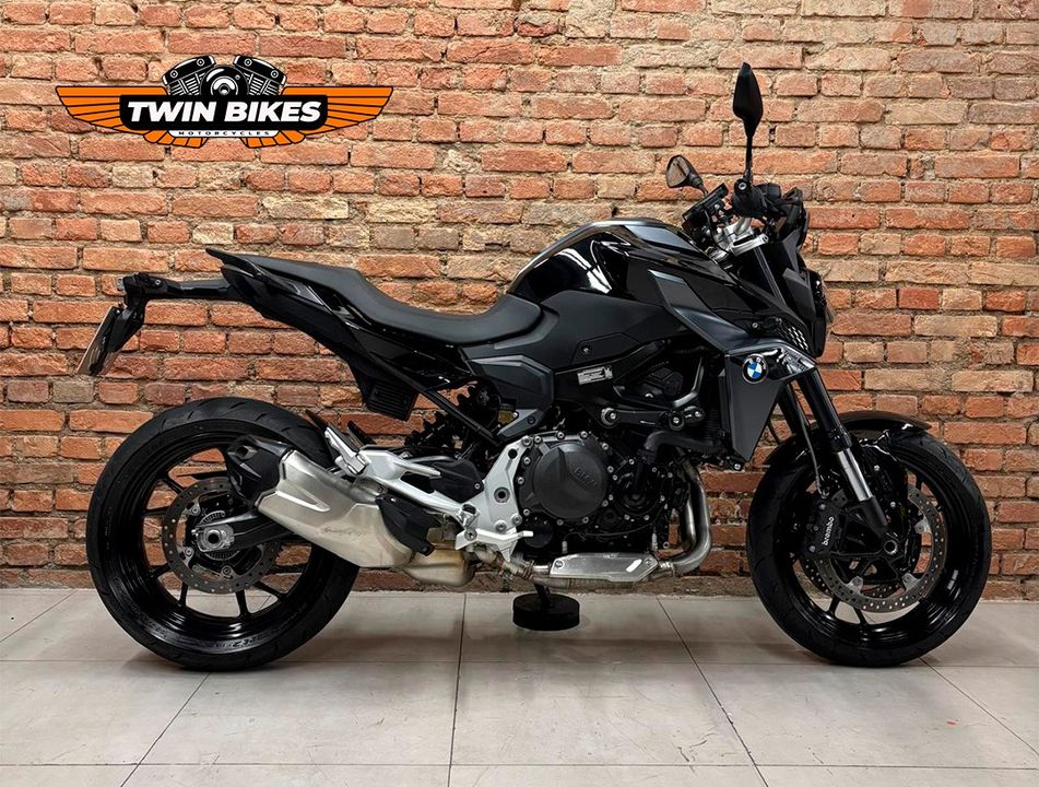 BMW F 900 R Sport Plus