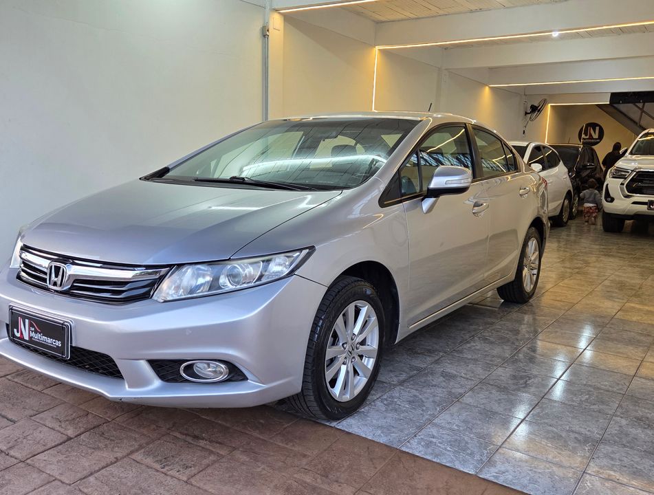 Honda Civic Sedan LXR 2.0 Flexone 16V Aut. 4p
