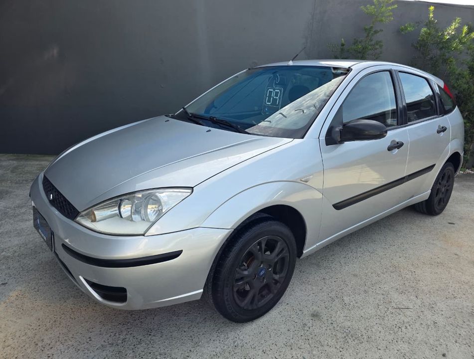 Ford Focus 1.6 S/SE/SE Plus Flex 8V/16V  5p