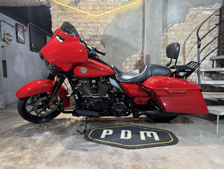 Harley STREET GLIDE SPECIAL FLHXS