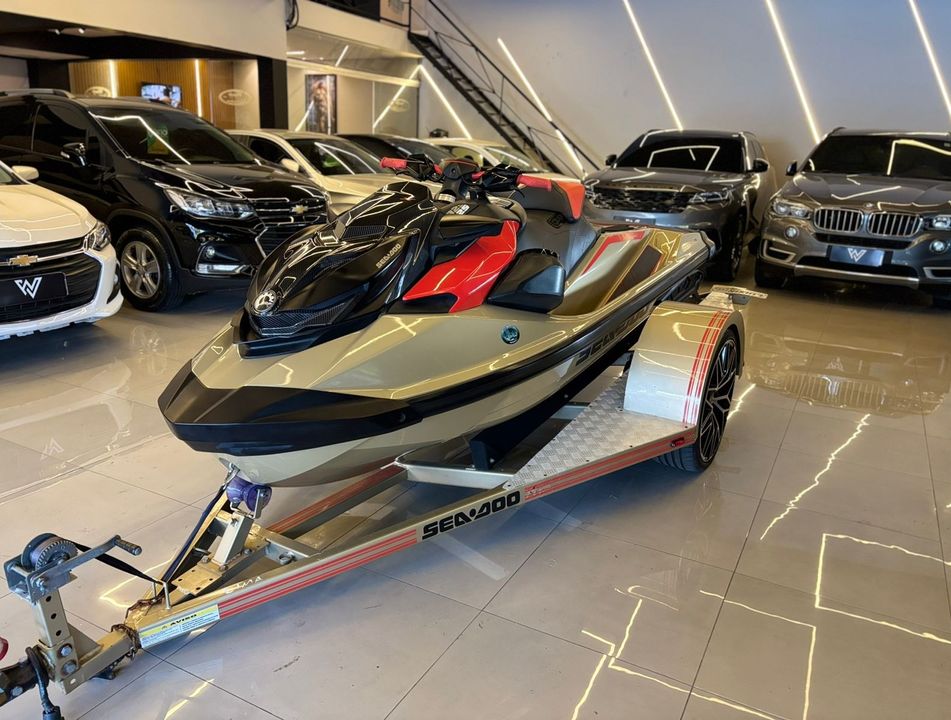 JETSKI jetski 325