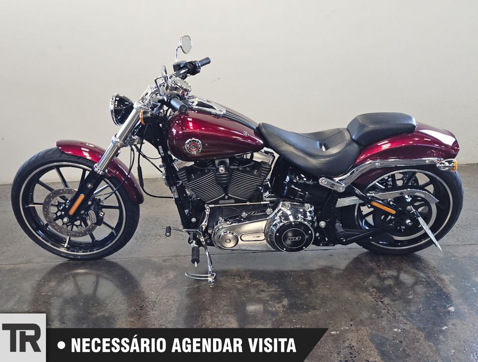 Harley SOFTAIL BREAKOUT FXSB