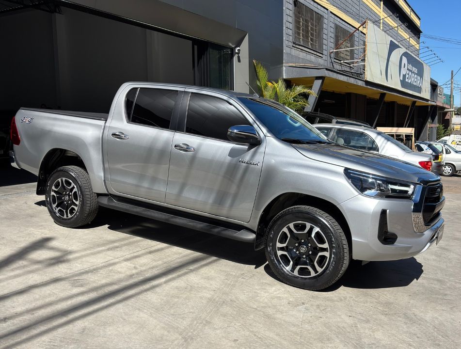 Toyota Hilux CD SRX 4x4 2.8 TDI 16V Diesel Aut.
