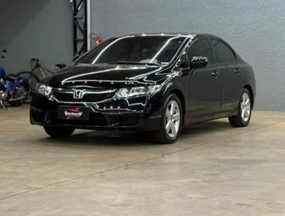 HONDA 1.8 LXS 16V FLEX 4P AUTOMÁTICO