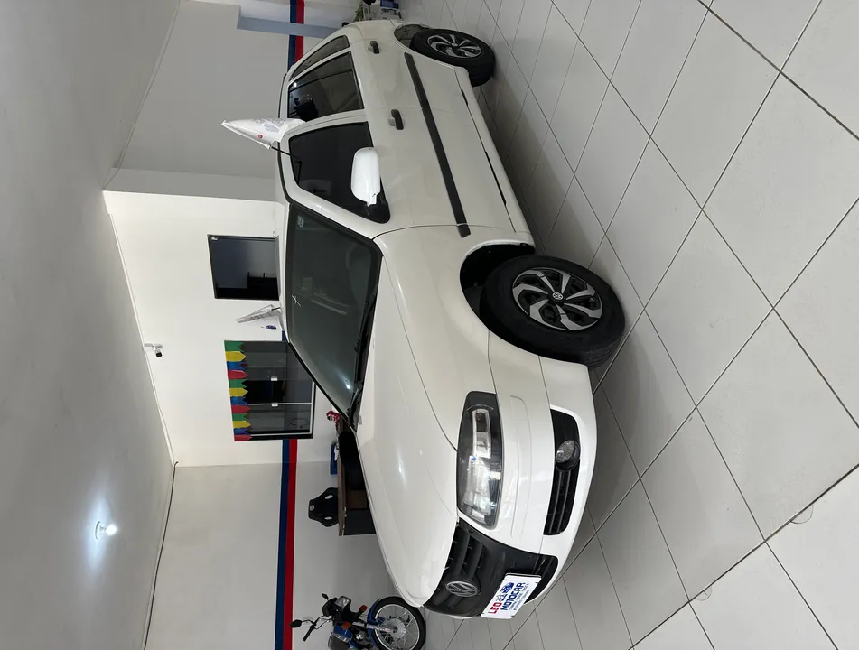 VolksWagen Gol (novo) 1.0 Mi Total Flex 8V 4p