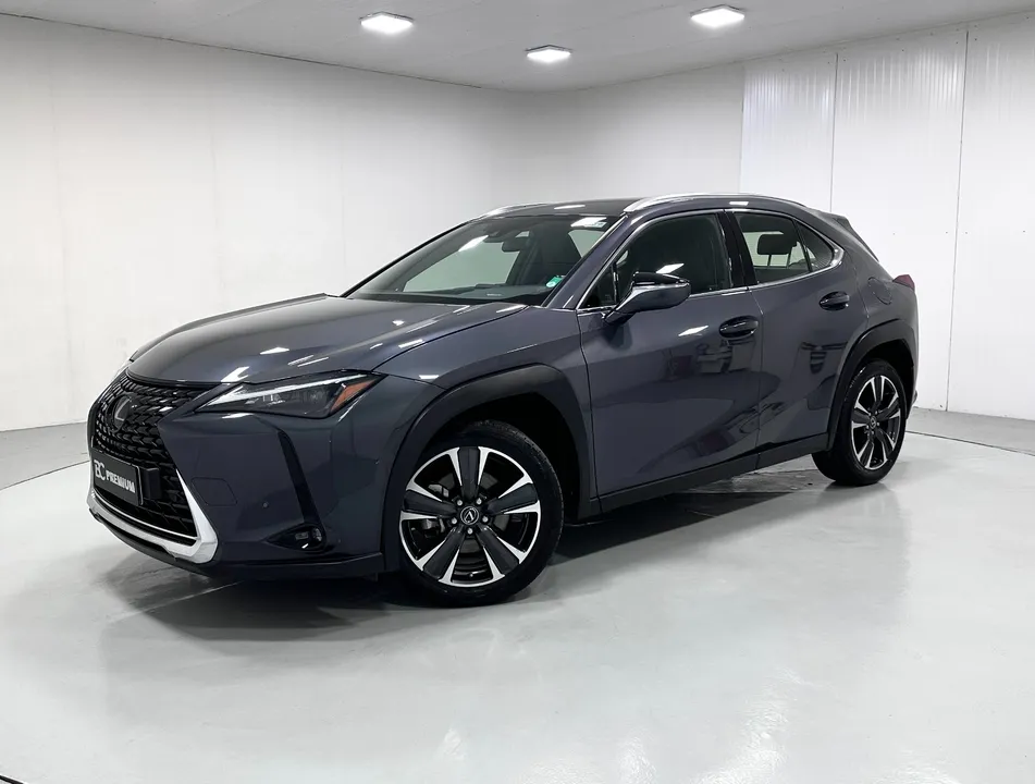 Lexus UX-250h 2023 à venda