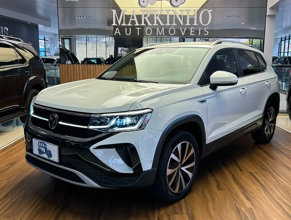 Volkswagen Taos 2023 à venda