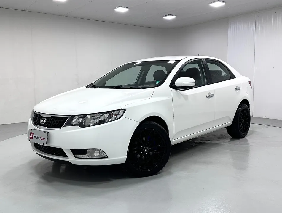 Kia Cerato 2013 à venda