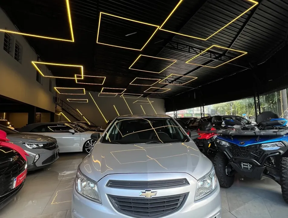Chevrolet Onix 2018 à venda