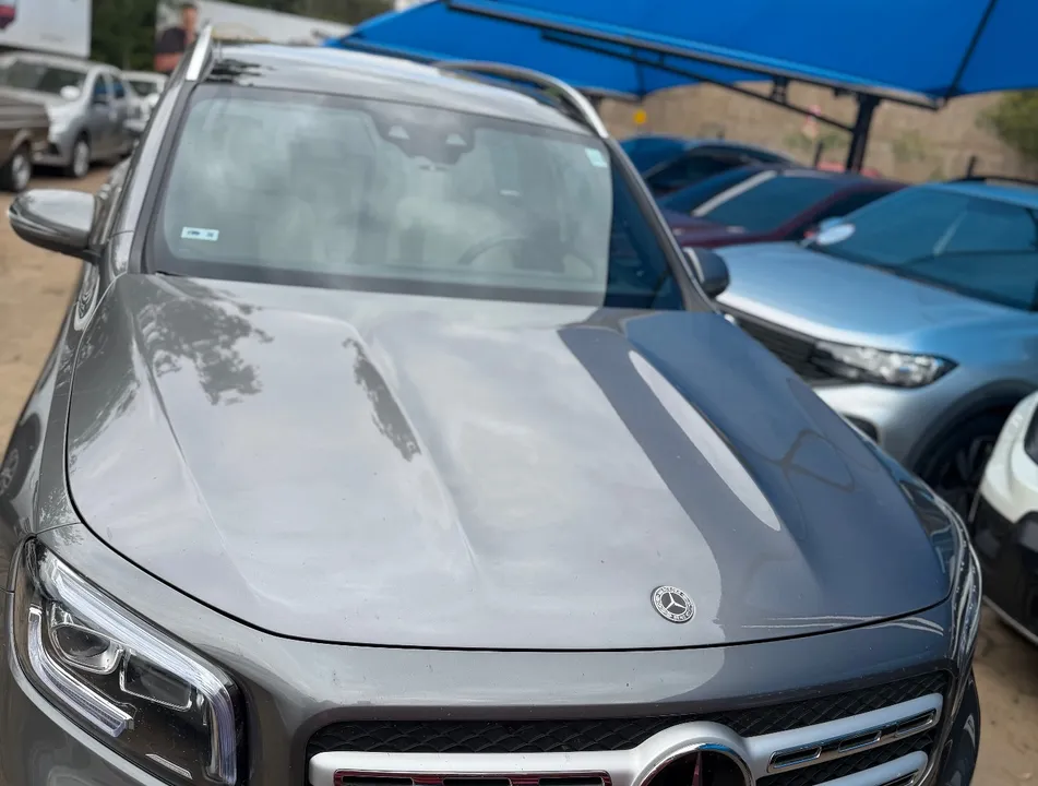 Mercedes-Benz Mercedes 2022 à venda