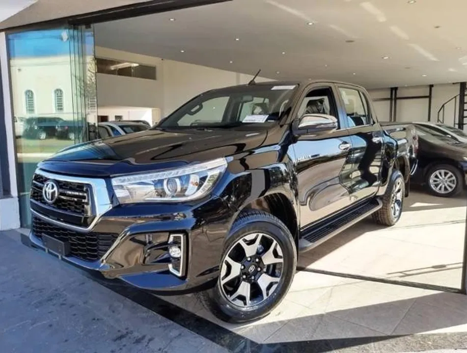 Toyota Hilux 2026 à venda