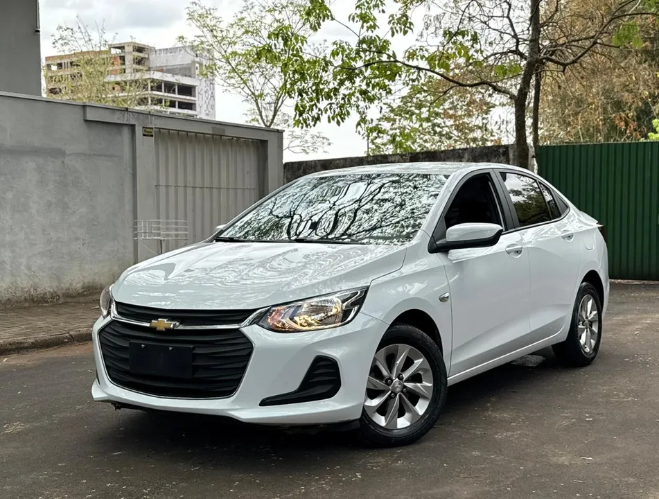 Chevrolet ONIX SEDAN Plus LT 1.0 12V TB Flex Mec.