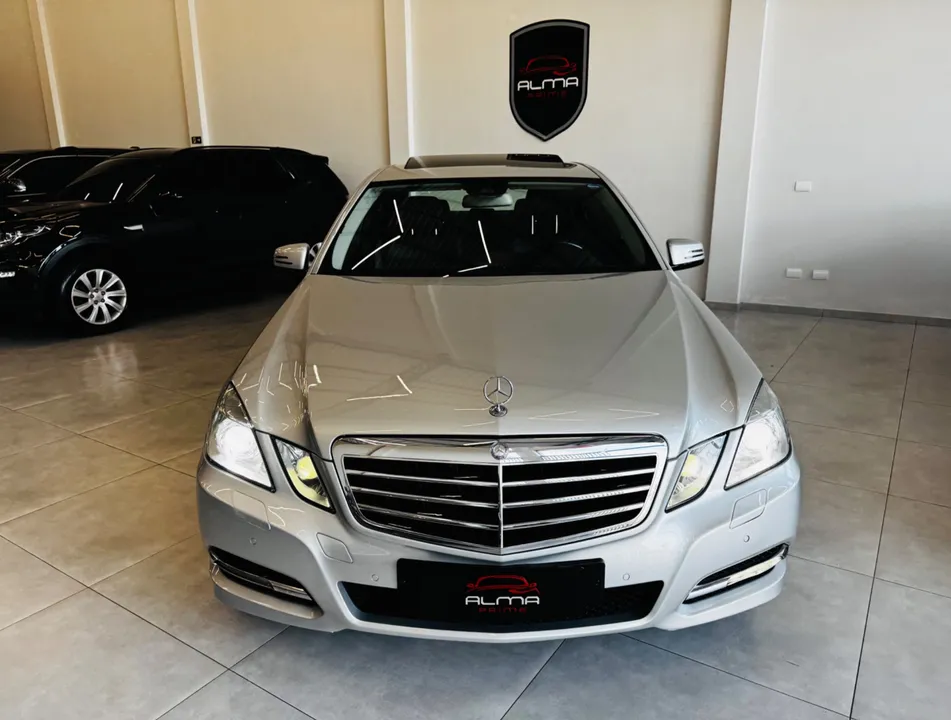 Mercedes-Benz Mercedes 2011 à venda