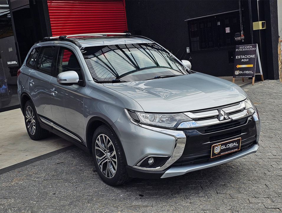 Mitsubishi OUTLANDER 2.0 16V 160cv Aut.