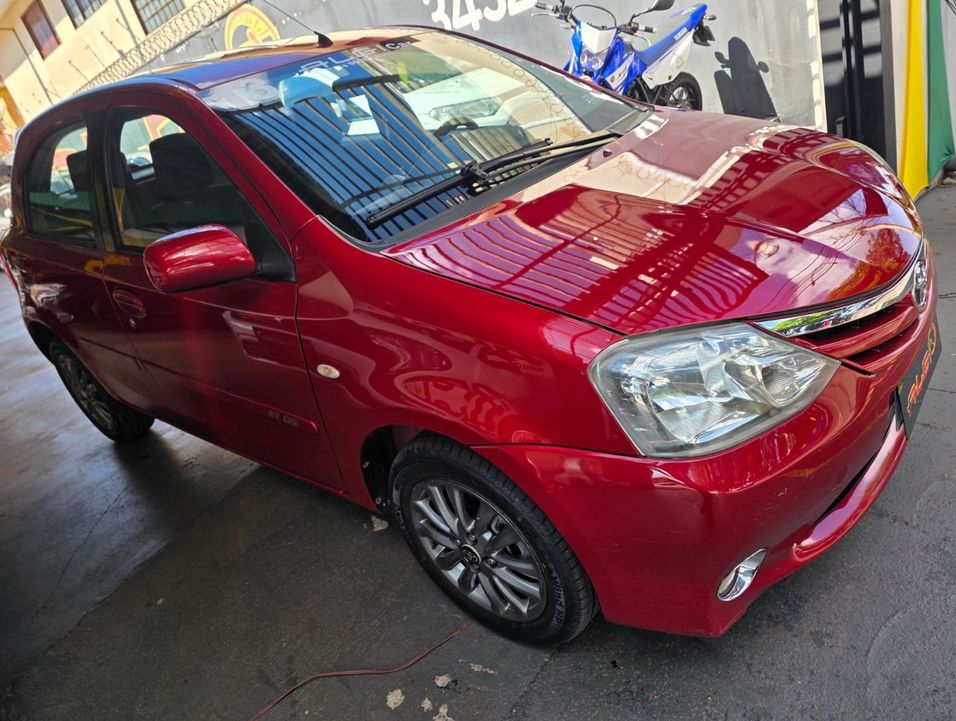 Toyota ETIOS XLS 1.5 Flex 16V 5p Mec.