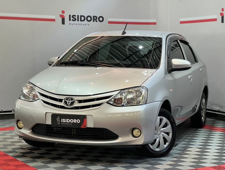 Toyota ETIOS X Sedan 1.5 Flex 16V 4p Mec.