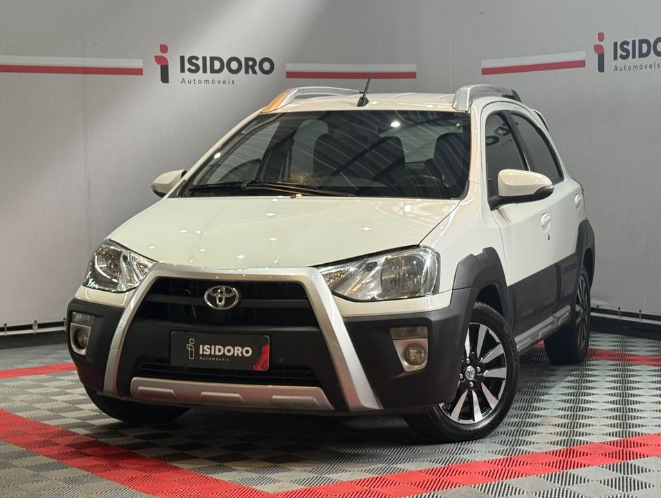 Toyota ETIOS CROSS 1.5 Flex 16V 5p Aut.