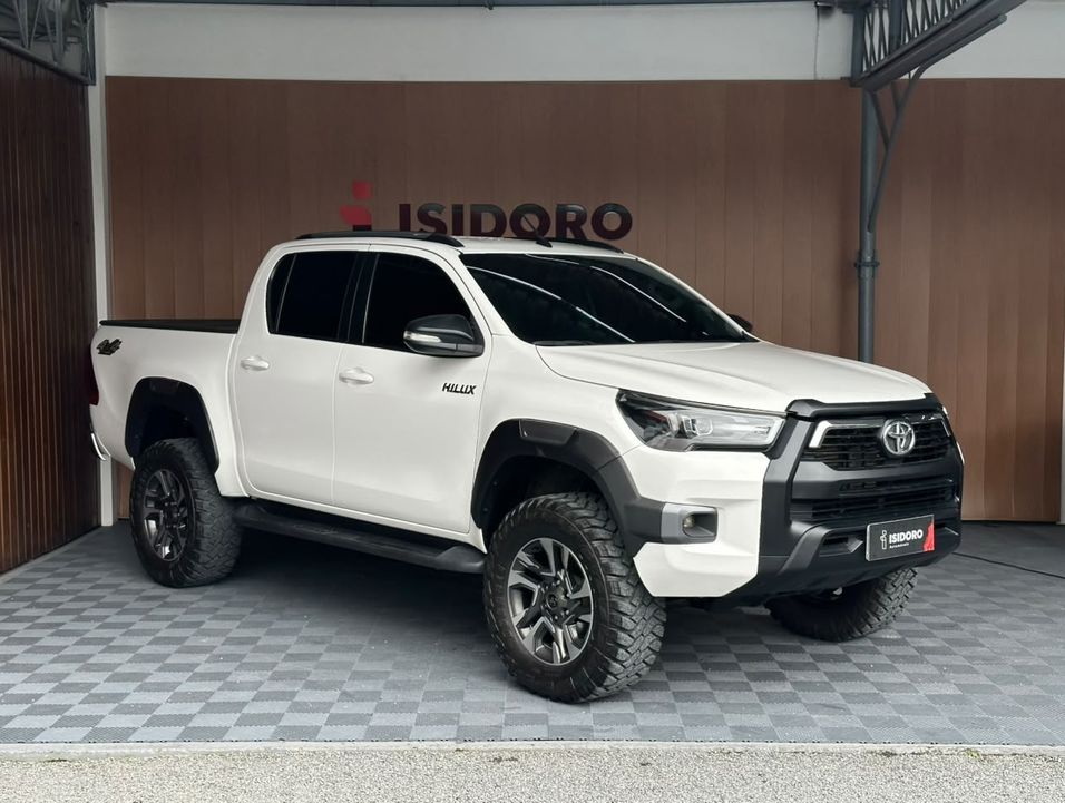 Toyota Hilux CD SR 4x4 2.8 TDI Diesel Aut.